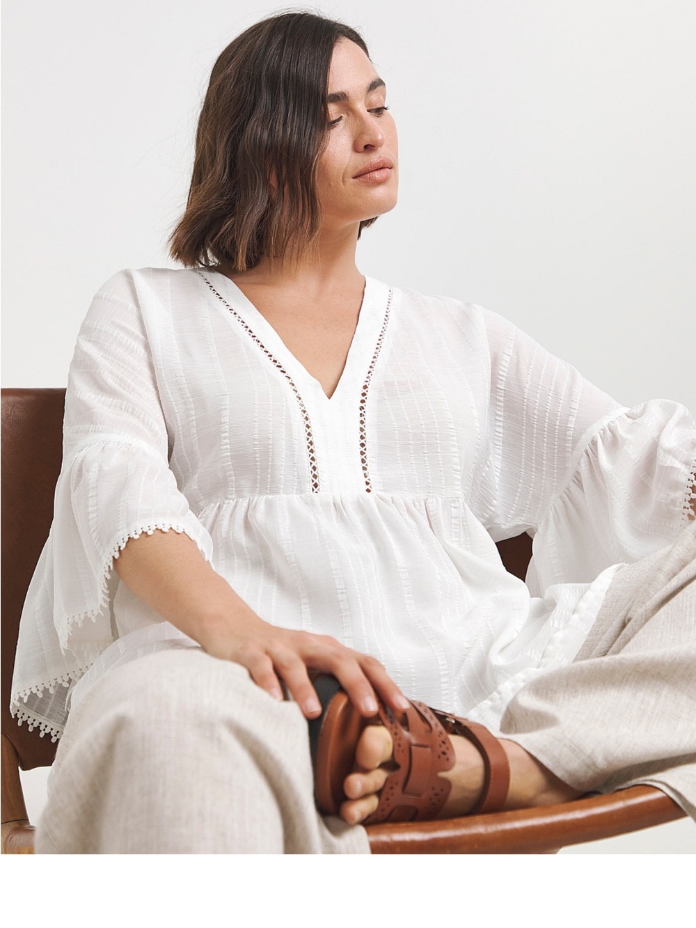 LIV Los Angeles White Eyelet Sleeve Boho V-Neck Blouse Cottagecore Size L